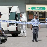 Ponedeljkova preiskava tragičnega dogodka v Starem trgu pri Ložu je trajala do poznega popoldneva