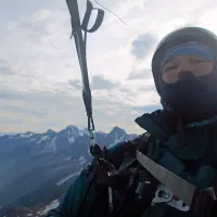 Damjan Pregelj  med poletom z najvišje gore Zahodne Evrope