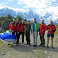Člani odprave (od leve proti desni): Andrej Samsa, Slavko Samotrčan, Damjan Pregelj, Sandi Marinčič, Jože Vidmar, Pavlo Maj - Barbo in Zdenko Filipič