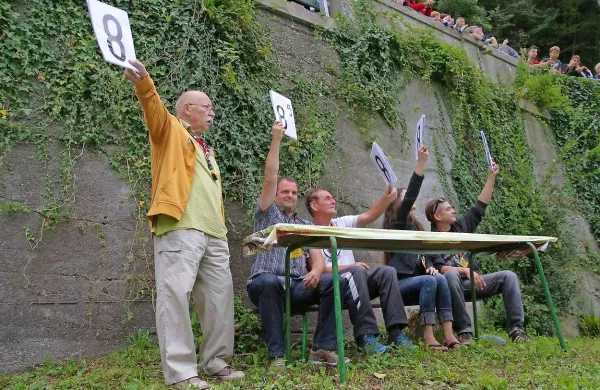 Eni na stopničke, drugi v zakonski stan