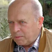 Lucijan Rejec: “V moji dolgoletni karieri, ko sem opravljal politične in direktorske funkcije, nisem  imel tako težkega izziva, kot je bila priprava na ta projekt, pri katerem se je neprestano zatikalo. Zaradi stresa je  trpelo celo moje zdravje. Na