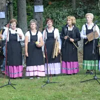  Za zabavo so letos poskrbele Kanomeljske punce
