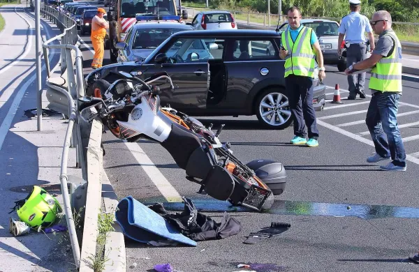 Huda nesreča motorista