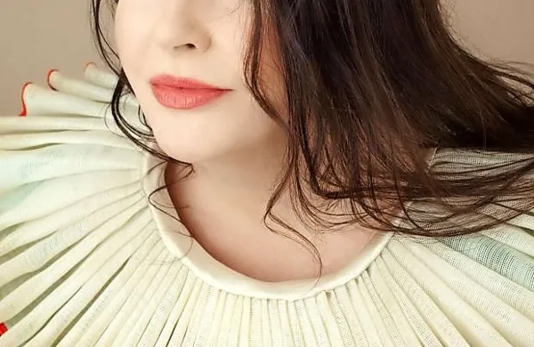 Britanska pevka Kate Bush je zaprosila svoje oboževalce, naj je ne fotografijo in ne snemajo na  koncertih
