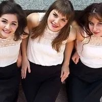 Trio Reverie sestavljajo mlade glasbenice, zmagovalke mednarodnega Tartinijevega tekmovanja, vse še študentke; pianistka Tanja Činč in violinistka Mojca Jerman ter  violončelistka Katarina Leskovar. Nastopile bodo 30. avgusta.