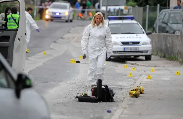 Po petkovem streljanju v Litiji, kjer je vojak med nadzorom prometa ustrelil policista, se nadaljuje preiskava