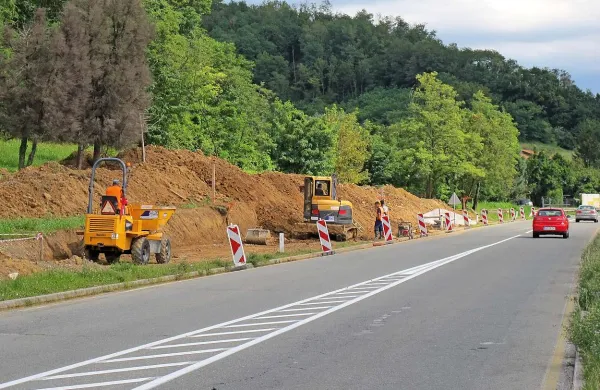 Ni servis, ampak kanalizacija