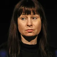 Slovenska igralka in poslanka Violeta Tomić