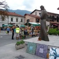 Kobariški trg bodo morda zaprli za promet, ko bodo zgradili južno obvoznico 
