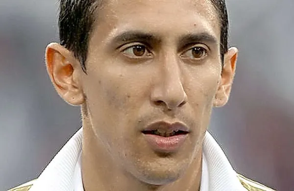 Argentinski nogometni reprezentant Angel di Maria, ki je včeraj tudi uradno postal novi član angleškega prvoligaša Manchester Uniteda, je sicer najdražji igralec v zgodovini britanskega nogometa, a šele peti na svetu.
