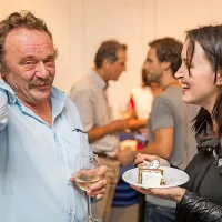 Tinkara med pogovorom z očetom Slavkom