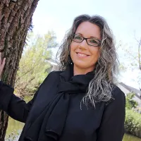“Ključna simptomatika slovenskega naroda  se ne bo spremenila, dokler bomo kot večjo sramoto in neuspeh razumeli to, da nekdo poišče pomoč in si prizadeva, da svoje življenje spremeni na bolje, kot pa to, da ostaja nesrečen in destruktiven.”