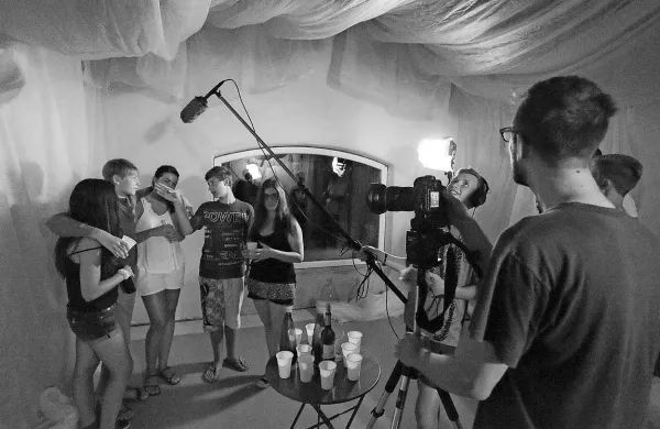 Mladi so pripravili scenarij, snemali in tudi montirali kratke filme