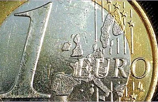 Evropska investicijska banka obravnava možnost financiranja več projektov v Sloveniji na področju infrastrukture, energetike in podjetništva. Banka proučuje tudi 180-milijonski kredit za sanacijo po žledu. 