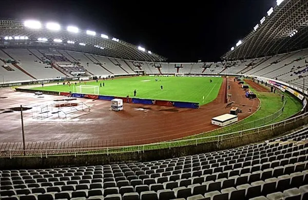 Splitski nogometni klub Hajduk se je odločil, da bo zamenjal travnato površino na stadionu Poljud