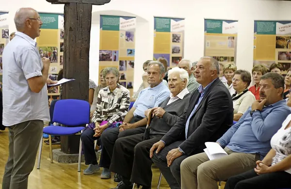  Z otvoritvijo razstave Na skrajnem ogranku  je PD Idrija začelo niz slavij ob 110. obletnici