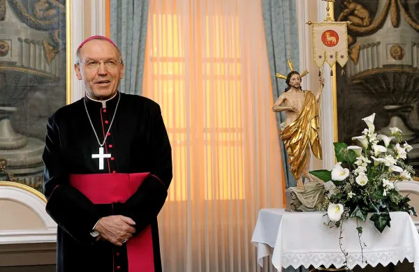 Stres naj bi se neuradno v prihodnje posvečal filozofiji, ki jo je predaval, preden je postal ljubljanski nadškof