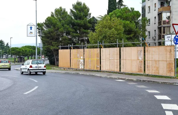 Kandidature za županske stolčke in kandidatne liste za občinske svete je moč vložiti  do 10. septembra do 19. ure
