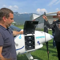 Odločni koraki Pipistrela k serijski izdelavi električnih letal