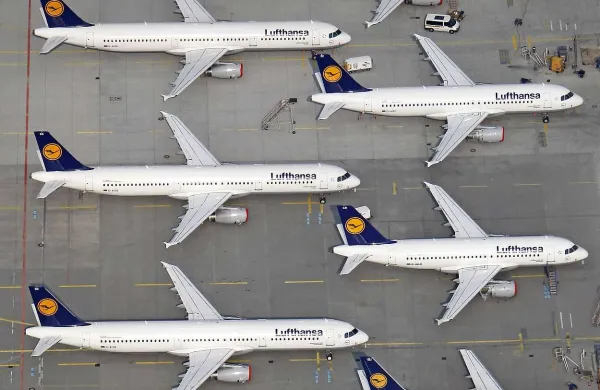 Piloti največjega nemškega letalskega prevoznika Lufthansa bodo danes  med 17. in 23. uro stavkali 