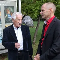 Minister za kulturo dr. Uroš Grilc (desno) in eden od vileniških očetov, pesnik, prevajalec ter predsednik Društva slovenskih pisateljev Veno Taufer. 