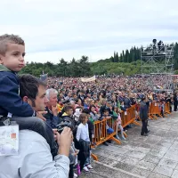 Papež v Redipulji o tretji svetovni vojni in načrtovalcih groze