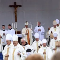 Papež v Redipulji o tretji svetovni vojni in načrtovalcih groze