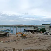 Porušili so že vse objekte, predvsem nekdanje Stavbenikove hale, ki bi  ovirale gradnjo novega krožišča 