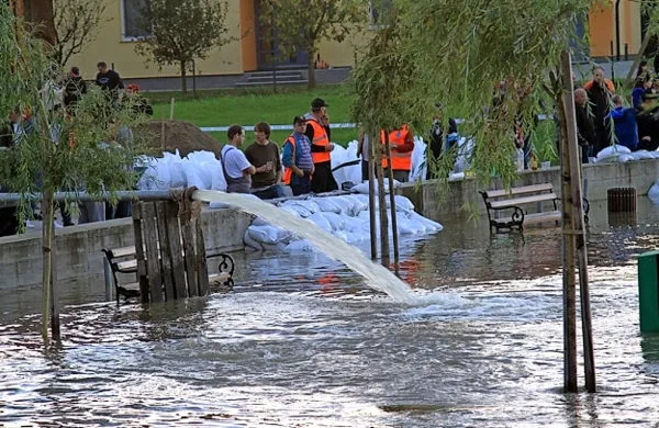Hrva&scaron;ka se bori s poplavami, najhuj&scaron;e &scaron;ele prihaja