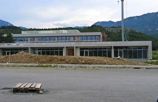 Begrad gradi tudi novo šolo v Ajdovščini