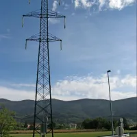 Če bi že lahko končali prenovo daljnovoda v Renčah, bi bilo omrežje zanesljivo, opozarjajo v Elesu