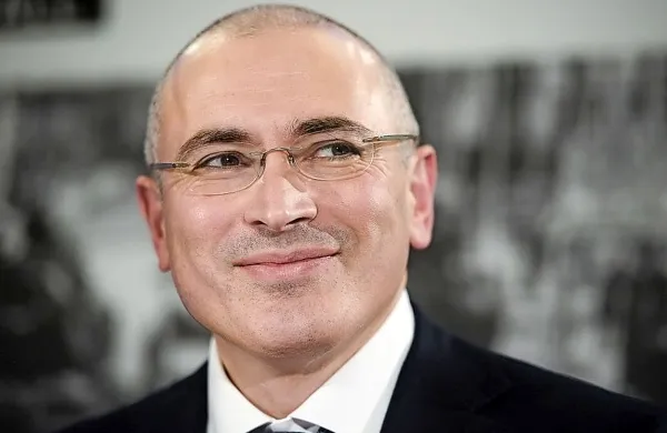 Mihail Hodorkovski je  ustanovil gibanje, v katerem bi združil vse proevropske Ruse in konkuriral ruskemu predsedniku Vladimirju Putinu