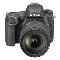   Nikonova D750  bo na naših policah  za 2160 evrov