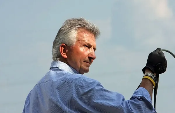 S projektom bo največ 15 slovenskim jahačem omogočen trening s priznanim trenerjem Arthurjem Kottasom Heldenbergom