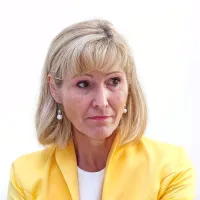  Liljana Kozlovič  