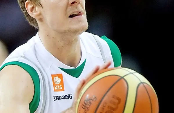 Zoran Dragić blizu prestopu v Phoenix