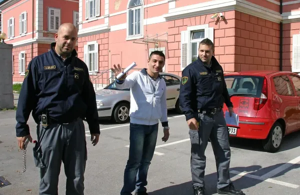 Po pogojni obsodbi je Trampuž včeraj lahko odšel domov. V pripor v Koper se je vrnil le še po svoje stvari.