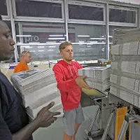 Dan na dan življenje, beseda na besedo primorski časopis