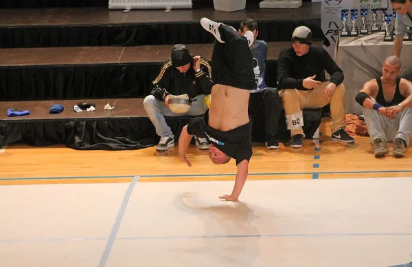 V break danceu je svetovni prvak postal  član novogoriškega plesnega kluba VIP Tomi Činej, ki je tako ubranil lanski naslov