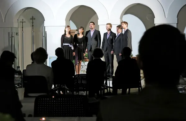 Ingenium Ensemble so navdušili tako z vrhunsko izvedbo kakor z mestoma duhovito sproščenostjo