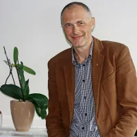 Iztok Seljak: “Prepričan sem, da bomo vsem izzivom, nalogam in željam kos šele, ko bomo drug drugemu privoščili dobro. Med drugim tudi to, da bi na osnovi poštenega in uspešnega dela vsak od nas in vsi skupaj imeli več.”