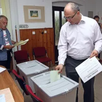 Sebastjan Jeretič je po rezultatih vzporednih volitev dobil 34 odstotkov glasov