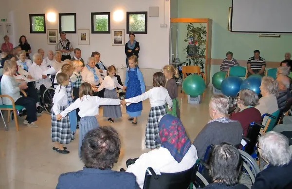 Rojstni dan so si v DSO Ajdovščina polepšali s kulturnim programom 