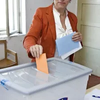 Alenka Dovgan Štrucl, ki je politično kilometrino nabirala v vaški in krajevni skupnosti, bo morda prva divaška županja
