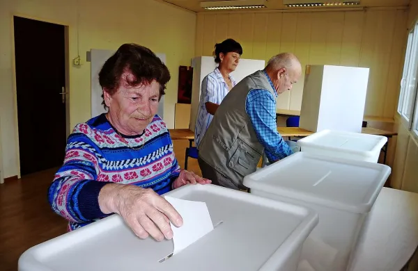 Ali bo šlo spet  na tesno, bodo v drugem krogu povedali volilci  