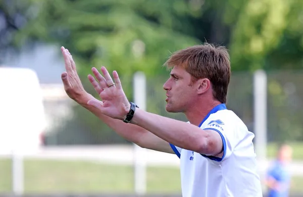 Luigi Apolloni ostal brez službe