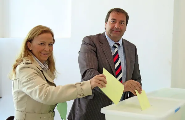 Marko Bandelli, ki je svoj glas oddal  skupaj s soprogo Andrejo, se bo v drugem krogu pomeril z  Danijelom Božičem, v svetu pa bo imela njegova lista  glas manj kot Božičevi  