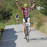 Takole je  na vrh prišel zmagovalec Andrea Calza