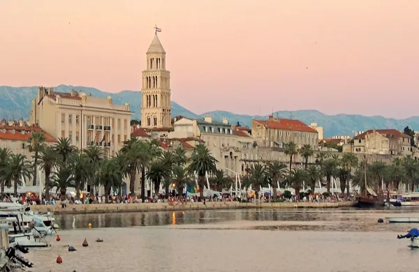 Split: trajekt trčil v pomol