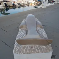 Skulpture je navdihnila voda